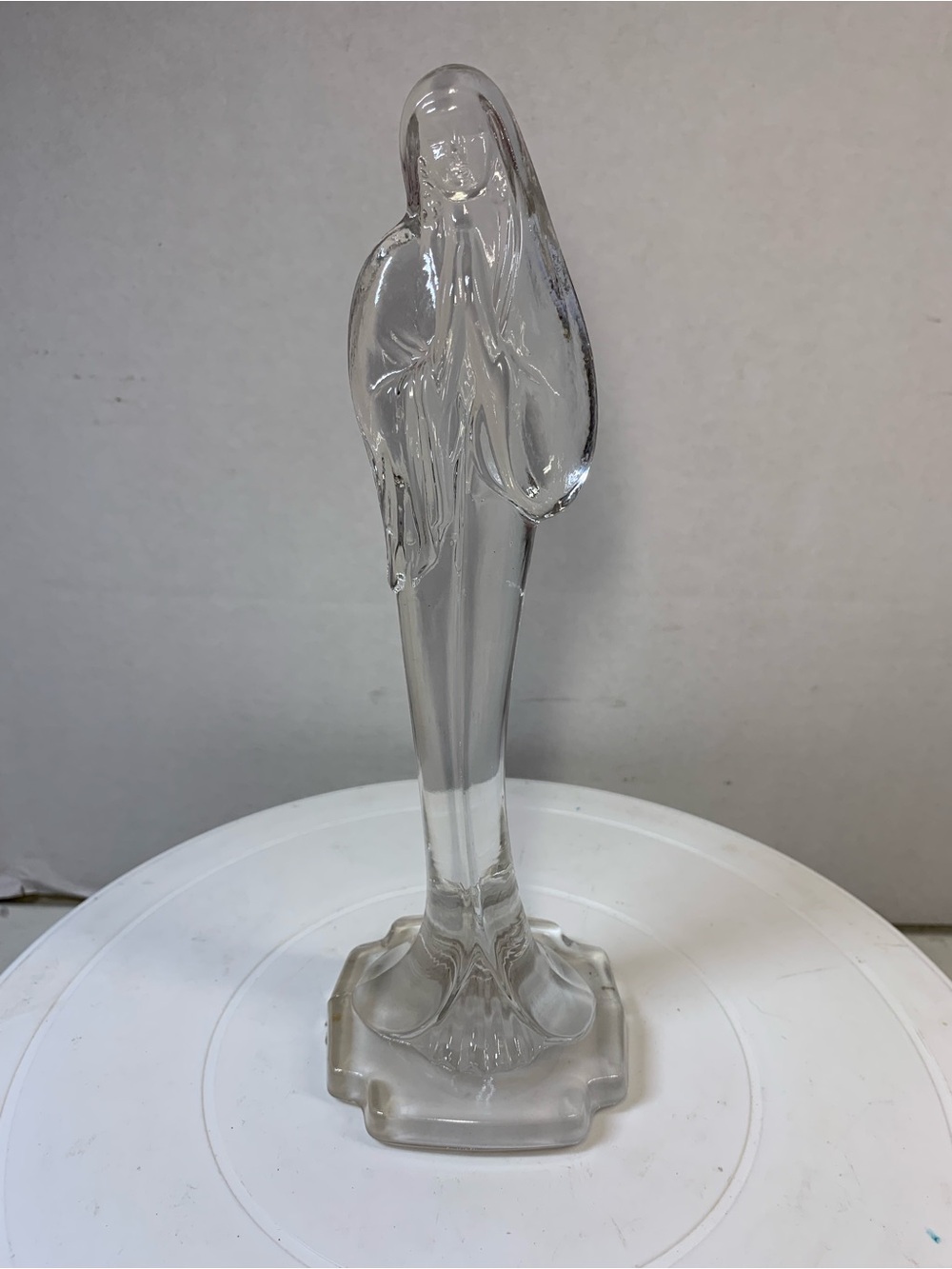 Vintage A.H. Heisey 9” Clear Glass Madonna Figurine Statue Sculpture.       3841